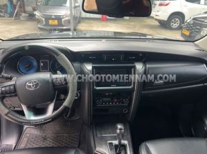 Xe Toyota Fortuner 2.4L 4x2 AT 2022