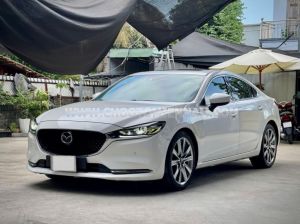 Xe Mazda 6 Premium 2.0 AT 2020