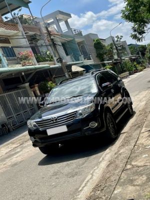 Xe Toyota Fortuner 2.7V 4x4 AT 2016