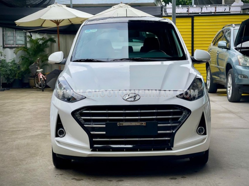 Hyundai i10 1.2 AT