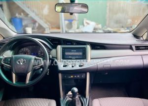 Xe Toyota Innova E 2.0 MT 2021