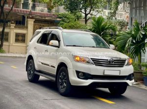 Xe Toyota Fortuner TRD Sportivo 4x2 AT 2015