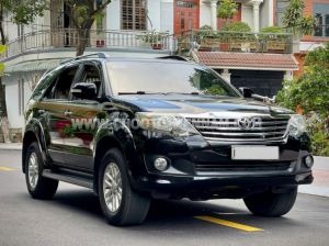 Xe Toyota Fortuner 2.7V 4x4 AT 2013